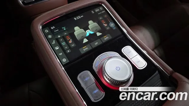 Genesis G90 Бензин 3.5 турбо AWD — Фото автомобиля 19