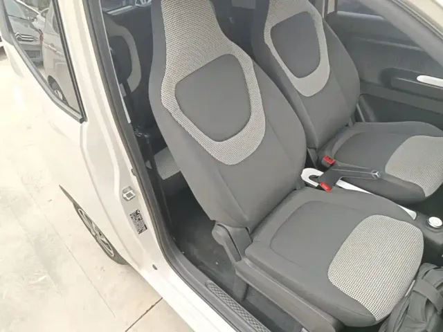 Wuling Hongguang Mini EV — Фото автомобиля 24