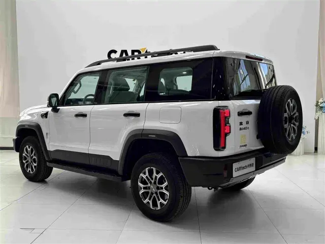 BAIC BJ40 — Фото автомобиля 12