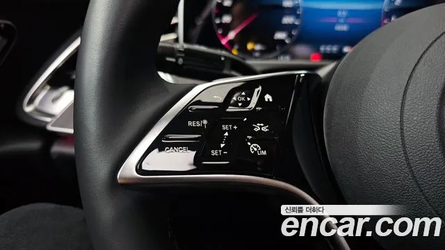 Mercedes-Benz E-Class — Фото автомобиля 20