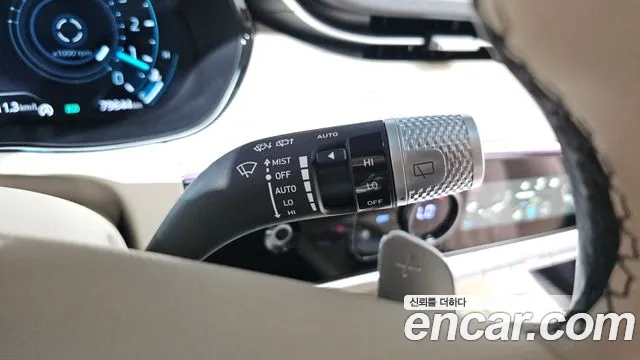 Genesis GV70 2.5T Бензин AWD — Фото автомобиля 27