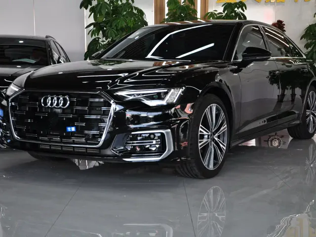 Фотография автомобиля — Audi A6L