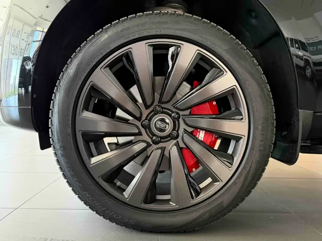 Land Rover Range Rover — Фото автомобиля 4
