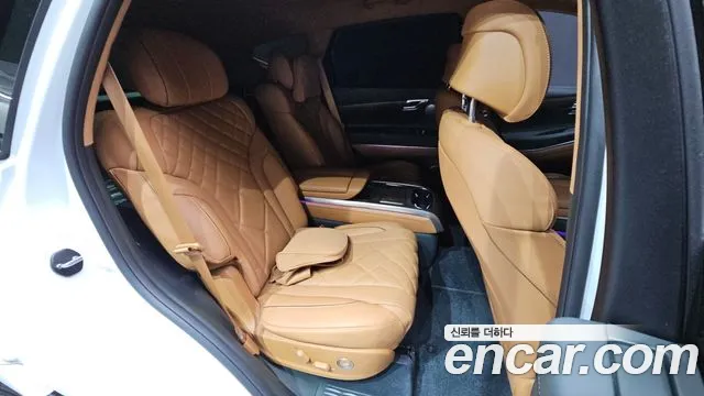 Genesis GV80 — Фото автомобиля 17