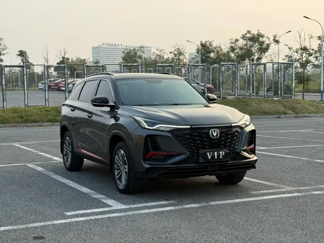 Changan CS75 Plus — Фото автомобиля 3