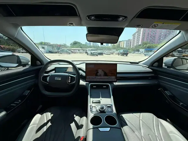 Geely Galaxy L6 — Фото автомобиля 4