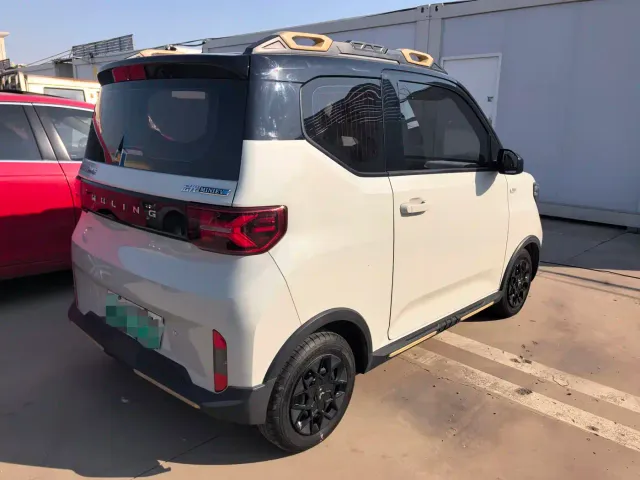 Wuling Hongguang Mini EV — Фото автомобиля 3