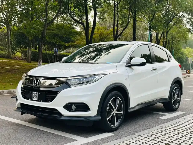 Фотография автомобиля — Honda Vezel