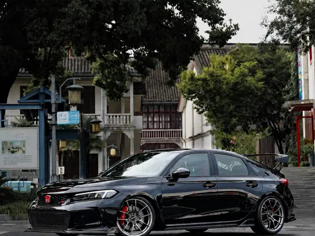 Фотография автомобиля — Honda Civic