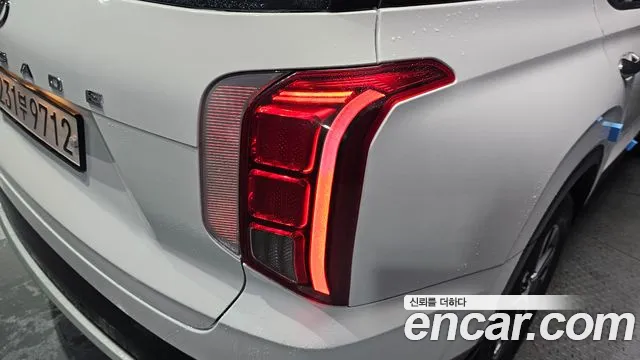 Hyundai Palisade Palisade Дизель 2.2 2WD — Фото автомобиля 23