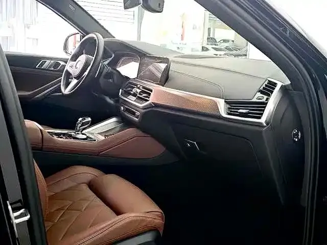 BMW X6 — Фото автомобиля 13
