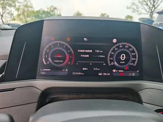 Honda Accord 2025 Sport Series 260TURBO Luxury Edition — Фото автомобиля 4