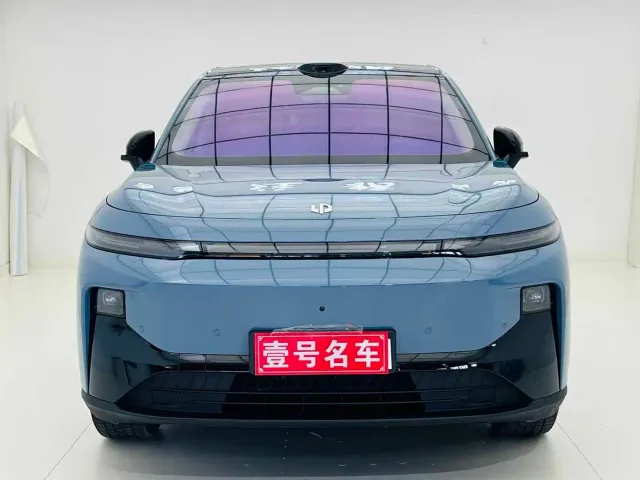 Leapmotor B10 — Фото автомобиля 2