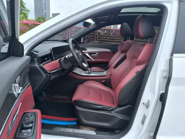 Jetour X70 Plus — Фото автомобиля 10