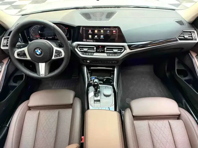 BMW BMW 3 Series 2022 320Li M Sport Package — Фото автомобиля 9