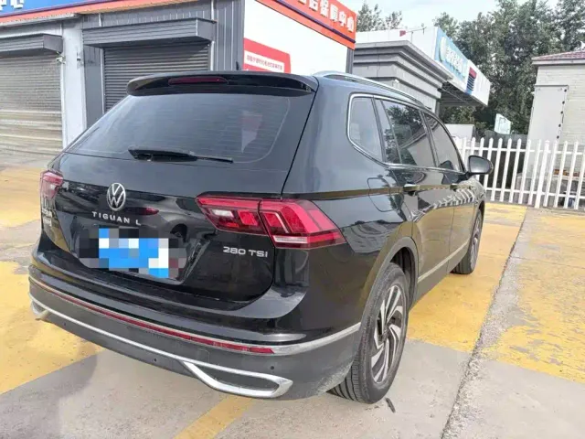 Volkswagen Tiguan L — Фото автомобиля 4