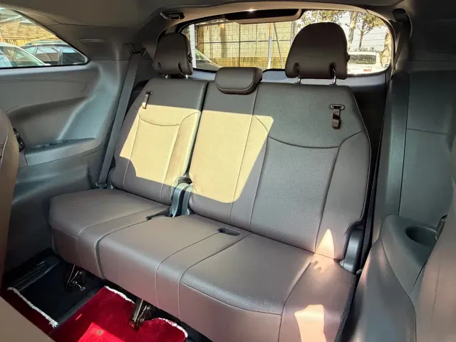 Toyota Granvia — Фото автомобиля 19