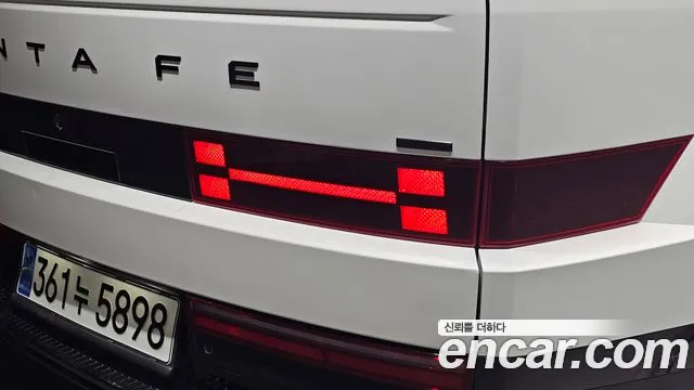 Hyundai Santafe Santa Fe (MX5) Бензин 2.5T 4WD — Фото автомобиля 21