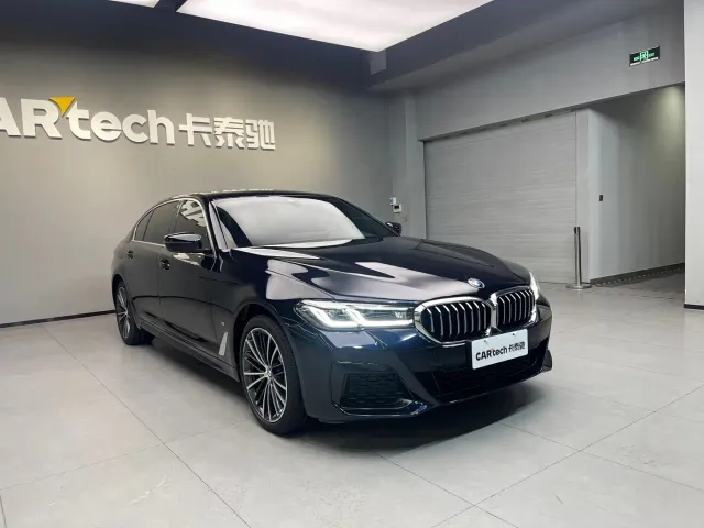 BMW 5 Series — Фото автомобиля 3
