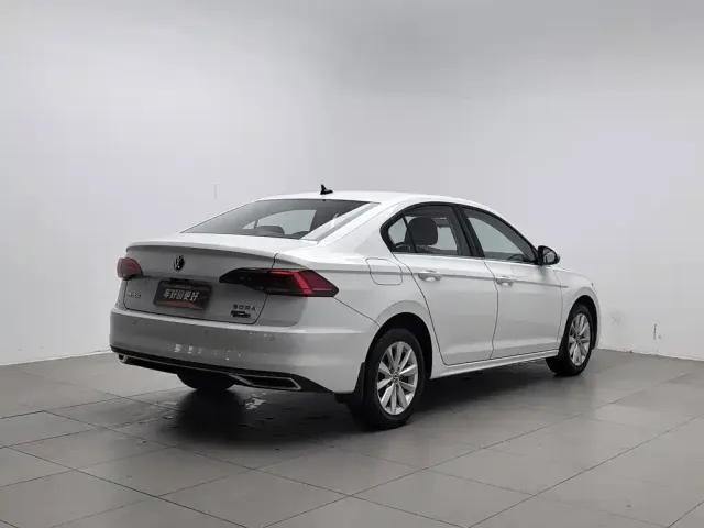 Volkswagen Bora 2021 1.5L Automatic Comfort Smart Edition — Фото автомобиля 2
