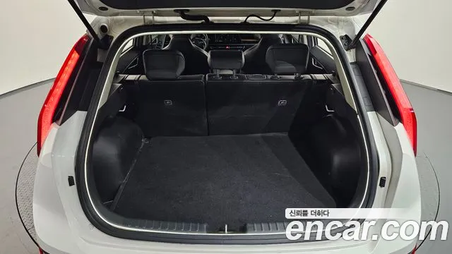 Kia Niro The All New — Фото автомобиля 20