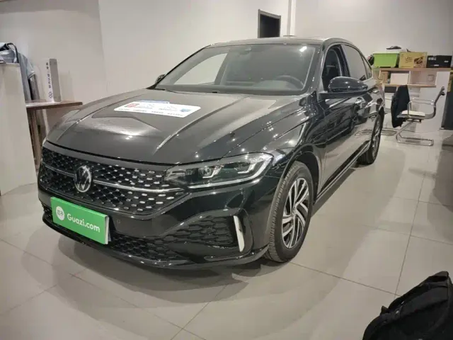 Фотография автомобиля — Volkswagen Lavida