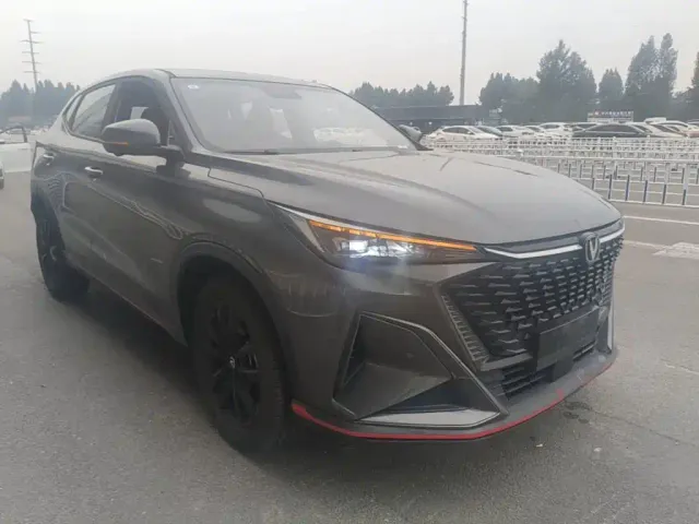 Changan X5 Plus — Фото автомобиля 3
