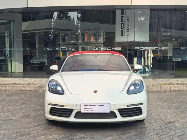 Porsche 718 — Фото автомобиля 2