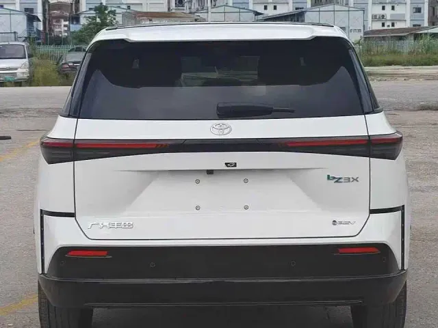 Toyota BoZhi 3X — Фото автомобиля 8
