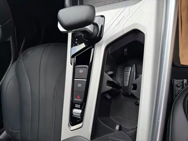 Geely Xingrui — Фото автомобиля 10
