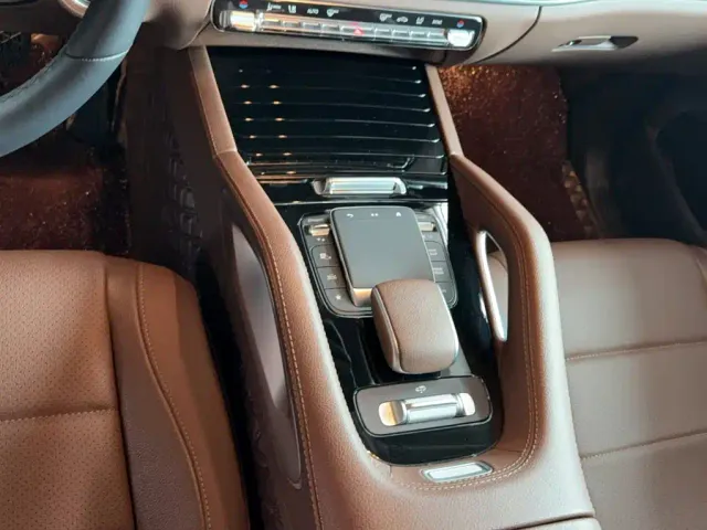 Mercedes-Benz GLE-Class — Фото автомобиля 5