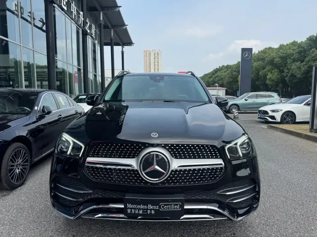 Mercedes-Benz GLE-Class — Фото автомобиля 2