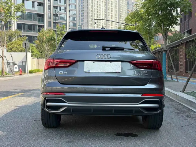 Audi Q3 — Фото автомобиля 16