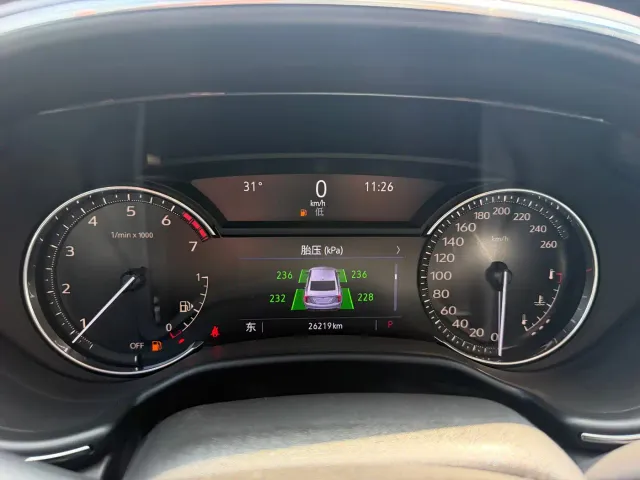 Cadillac CT5 — Фото автомобиля 9