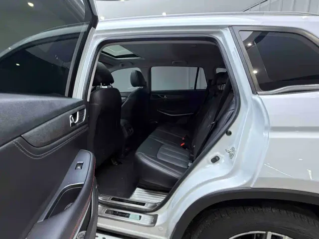 Changan CS75 — Фото автомобиля 13