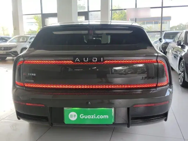 Audi E5 Sportback — Фото автомобиля 5