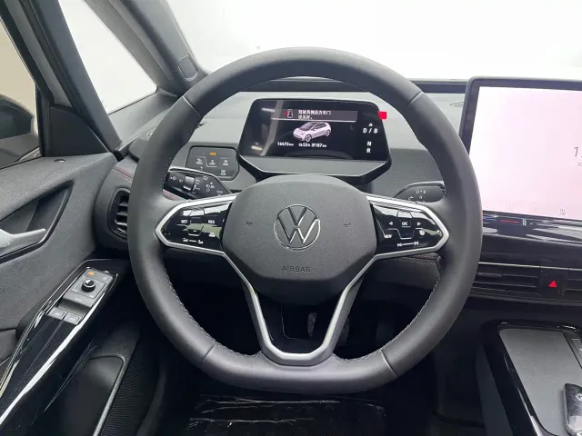 Volkswagen ID.3 — Фото автомобиля 12
