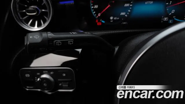 Mercedes-Benz A-Class — Фото автомобиля 15