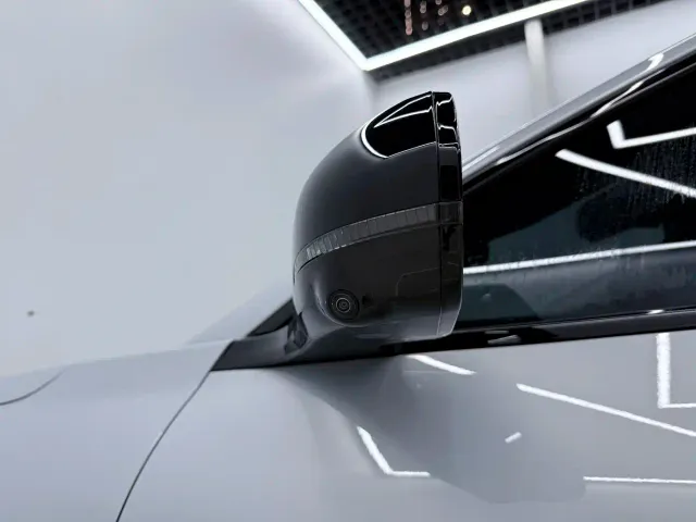 Leapmotor C01 — Фото автомобиля 18