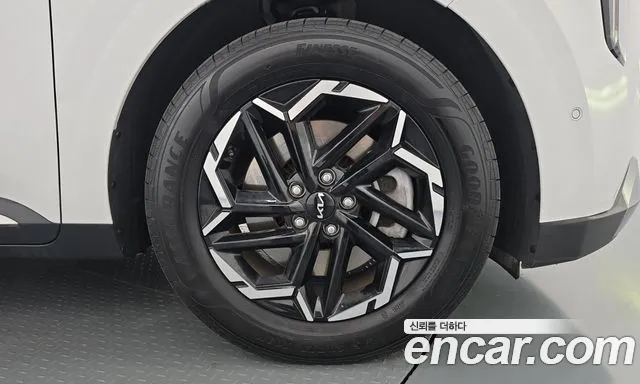 Kia Carnival 4th Gen — Фото автомобиля 27