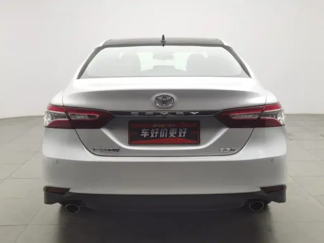 Toyota Camry — Фото автомобиля 4
