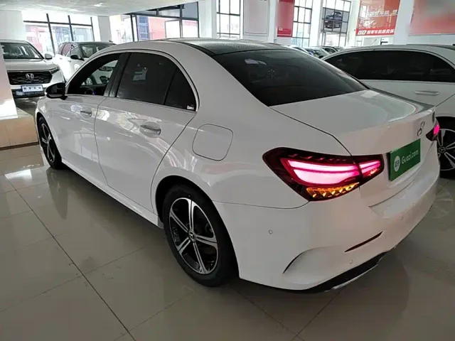 Mercedes-Benz A-Class — Фото автомобиля 4