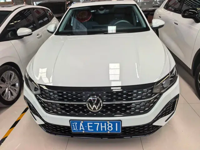 Volkswagen Lavida — Фото автомобиля 2