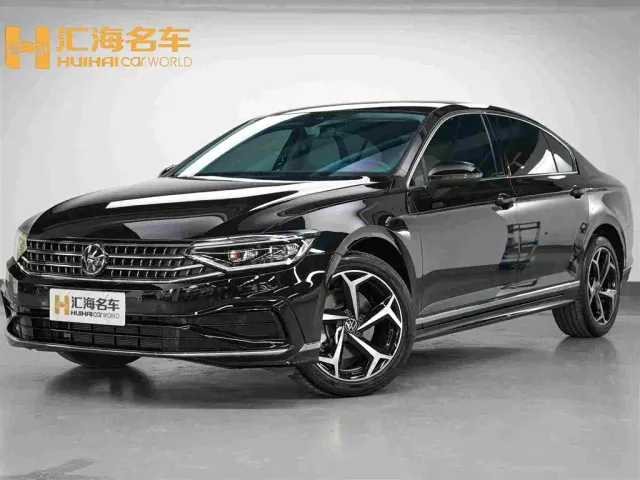 Фотография автомобиля — Volkswagen Magotan