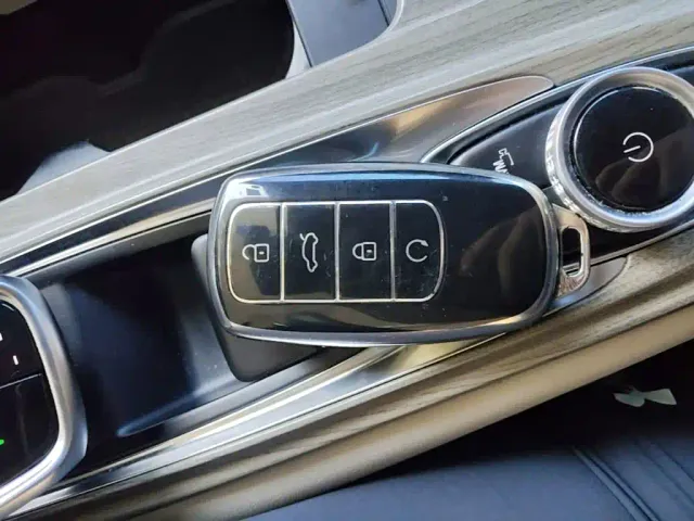 Chery Arrizo 8 — Фото автомобиля 8