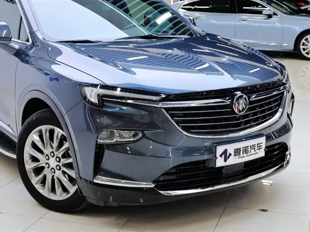 Buick Enclave — Фото автомобиля 11
