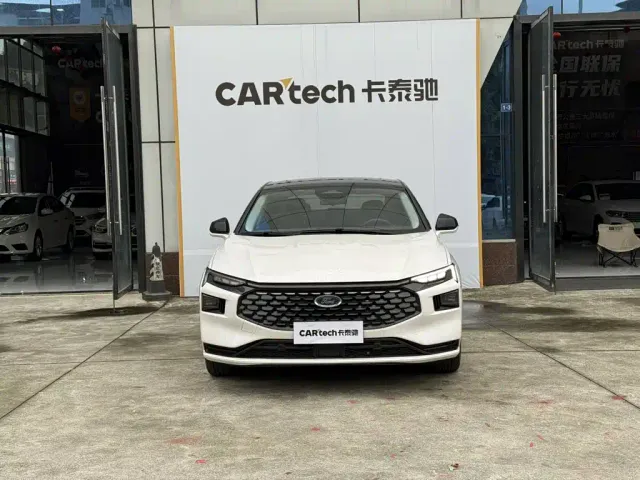 Ford Mondeo — Фото автомобиля 2