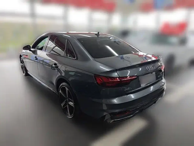 Audi A4L — Фото автомобиля 6