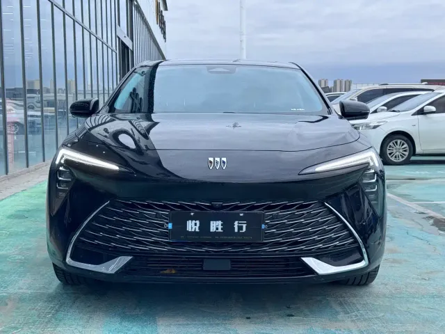 Buick LaCrosse — Фото автомобиля 2