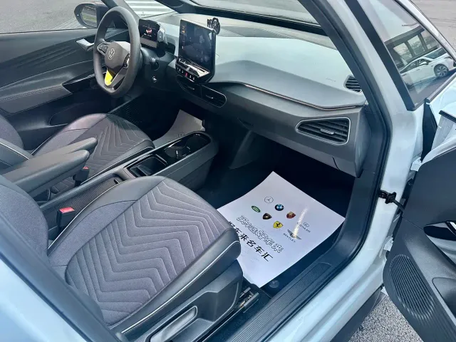 Volkswagen ID.3 — Фото автомобиля 11